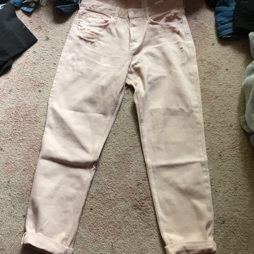 Light Pink Boyfriend Style Jeans *BRAND NEW*